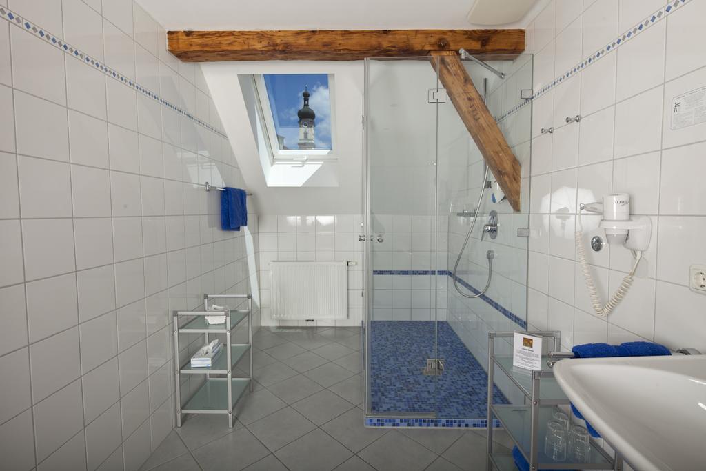 Hotel Angerbraeu Murnau am Staffelsee Szoba fotó